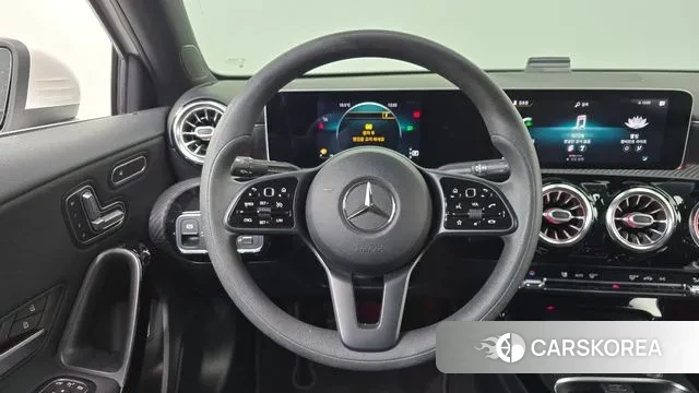 Mercedes-Benz A-Class W177 2020 Белый из Кореи, фото 4