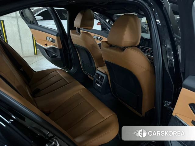 BMW 3 Series (G20) 2022 Черный из Кореи, фото 4