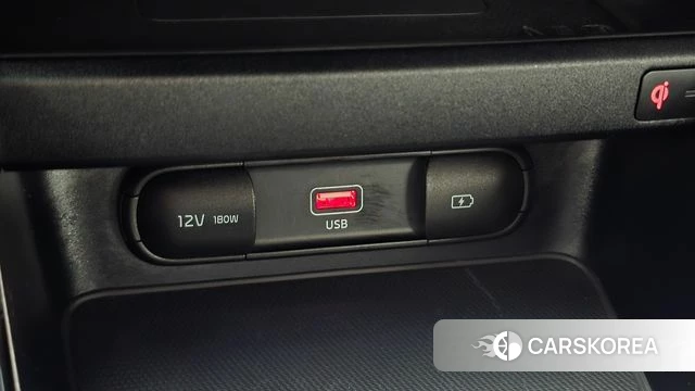Kia The New K3 2nd generation 2021 Белый из Кореи, фото 4