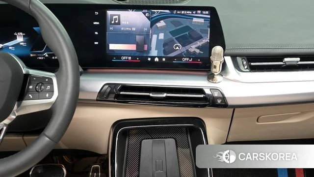 BMW iX1 (U11) 2025 Белый из Кореи, фото 4