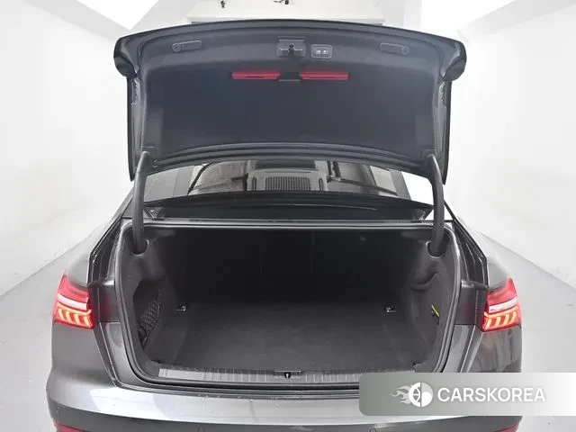 Audi A6 (C8) 2023 Серый из Кореи, фото 4