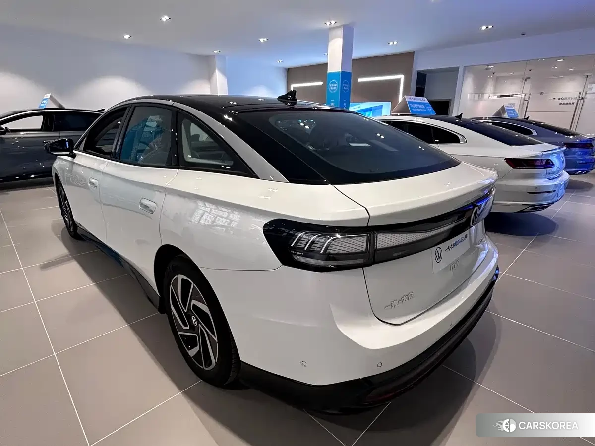 Volkswagen ID.7 VIZZION 2026 Белый из Китая, фото 4