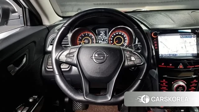 Ssangyong Tivoli Armor 2018 Серебристо-серый из Кореи, фото 4