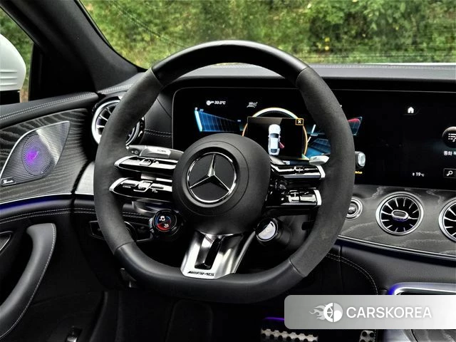 Mercedes-Benz AMG GT 2023 Белый из Кореи, фото 3