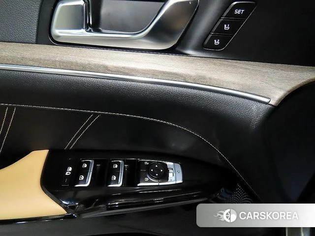 Kia K5 3rd generation 2023 Серый из Кореи, фото 4