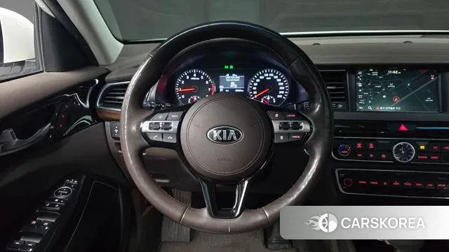 Kia Come New K7 2018 Белый из Кореи, фото 4