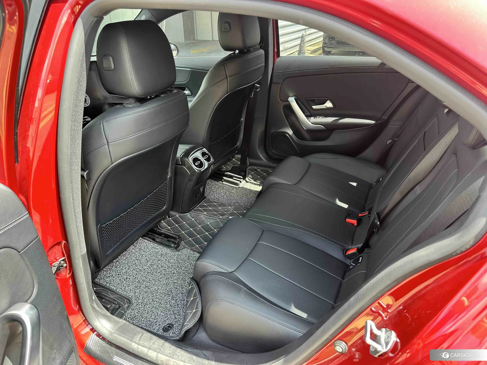 Mercedes-Benz A-Class 2021 Красный из Китая, фото 4