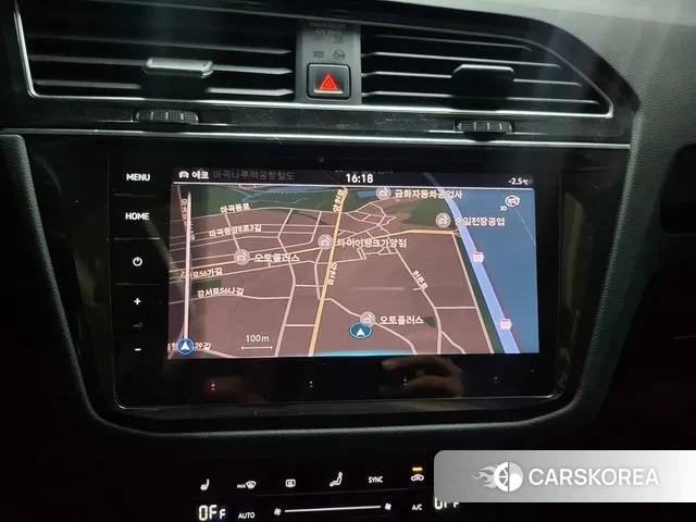 Volkswagen Tiguan second Generation 2023 Белый из Кореи, фото 4