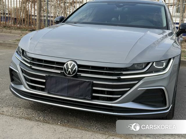 Volkswagen CC 2022 Темно-серый из Китая, фото 4