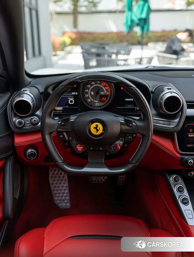 Ferrari GTC4Lusso 2019 Белый из Китая, фото 4
