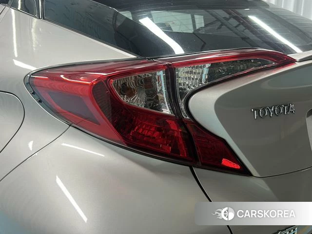 Toyota C-HR 2020 Серебристо-серый из Китая, фото 4