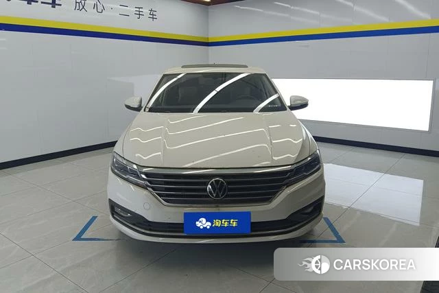 Volkswagen Lavida 2021 Белый из Китая, фото 4