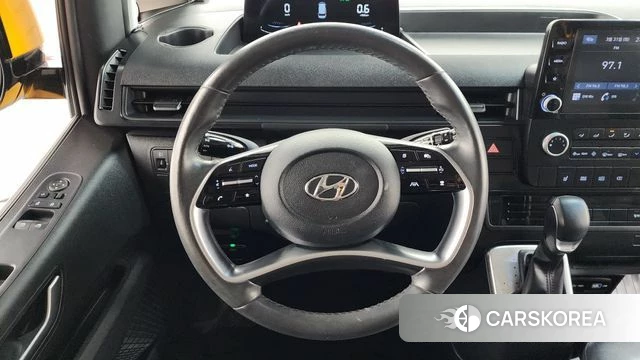 Hyundai Staria 2022 Желтый из Кореи, фото 4