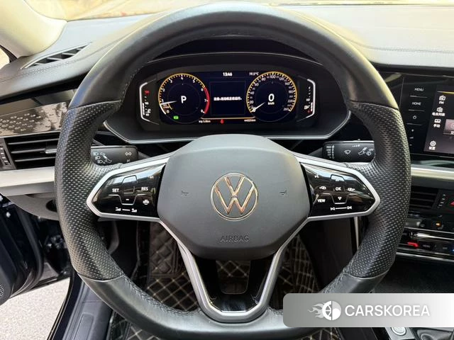 Volkswagen Passat 2023 Черный из Китая, фото 4