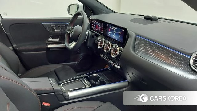 Mercedes-Benz GLA - Class H247 2025 Белый из Кореи, фото 4