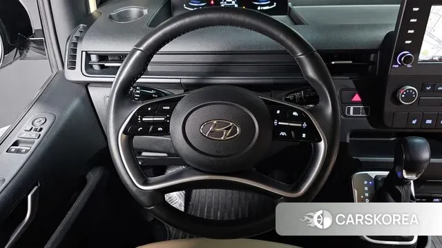 Hyundai Staria 2023 Белый из Кореи, фото 4