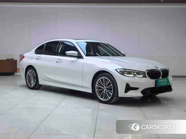 BMW 3 series 2022 Белый из Китая, фото 4