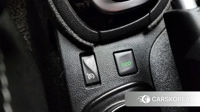 Renault Korea (Samsung) Clio 2018 Красный из Кореи, фото 4