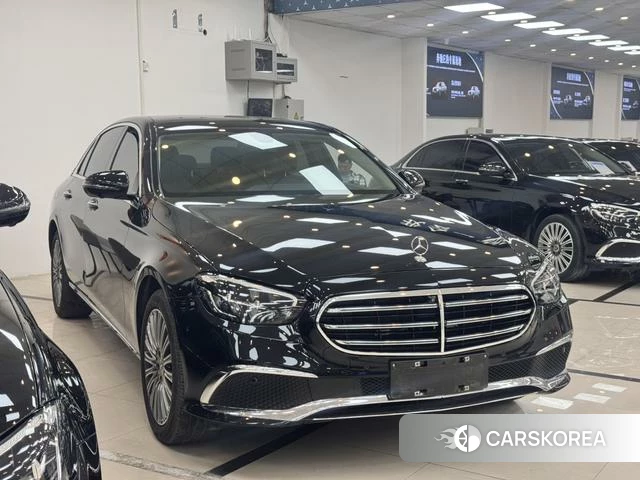 Mercedes-Benz E-class 2023 Черный из Китая, фото 4