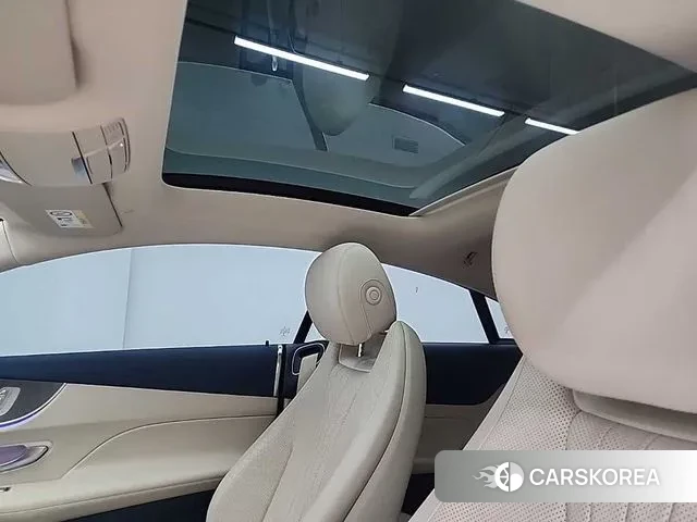 Mercedes-Benz E-Class W213 2021 Белый из Кореи, фото 4