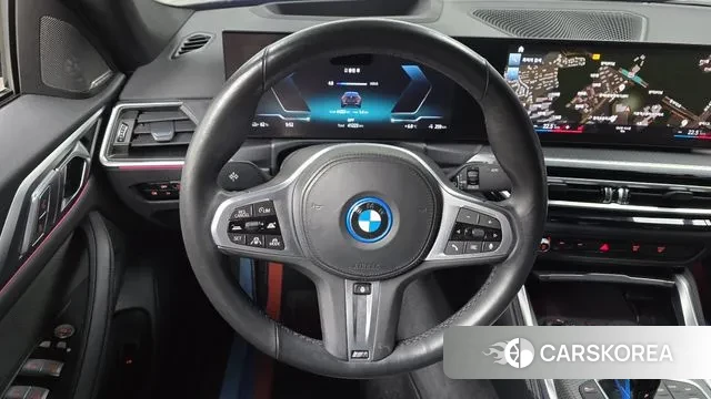 BMW i4 2022 Черный из Кореи, фото 4