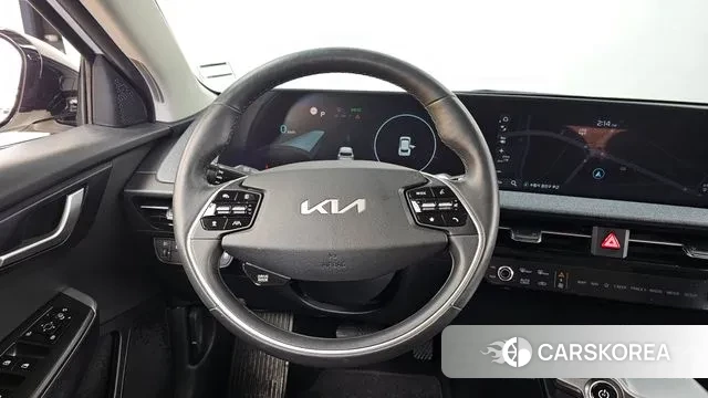 Kia EV6 2023 Белый из Кореи, фото 4