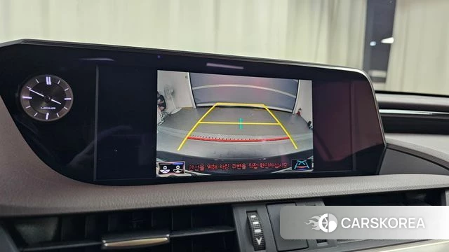 Lexus ES300h 7th generation 2021 Серый из Кореи, фото 4