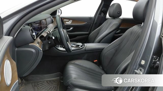 Mercedes-Benz E-Class W213 2019 Серый из Кореи, фото 4