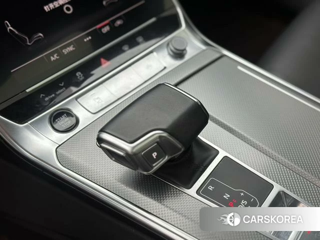 Audi A6L 2023 Черный из Китая, фото 4