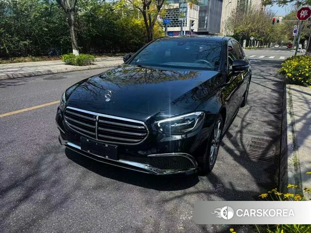 Mercedes-Benz E-class 2023 Черный из Китая, фото 4