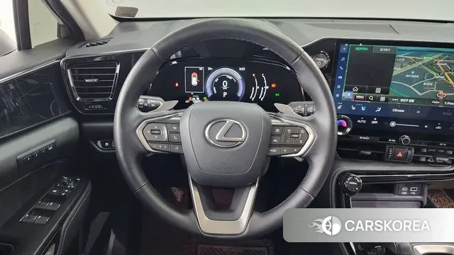 Lexus NX350h Second generation 2022 Белый из Кореи, фото 4