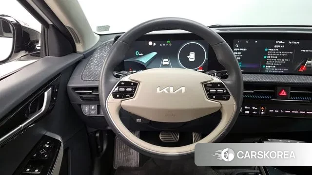 Kia EV6 2022 Серебристо-серый из Кореи, фото 4