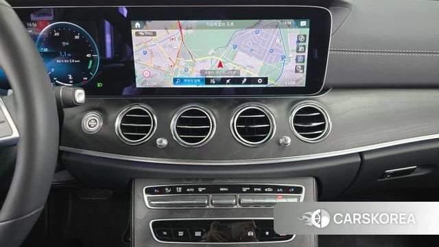 Mercedes-Benz E-Class W213 2023 Белый из Кореи, фото 4