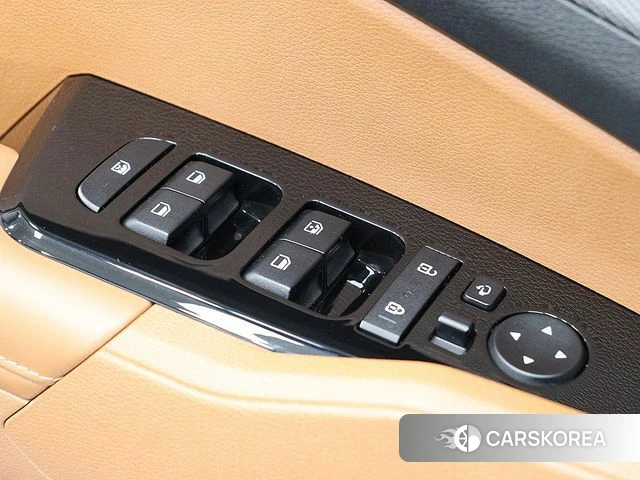 Kia Sportage 5th Generation 2022 Белый из Кореи, фото 4