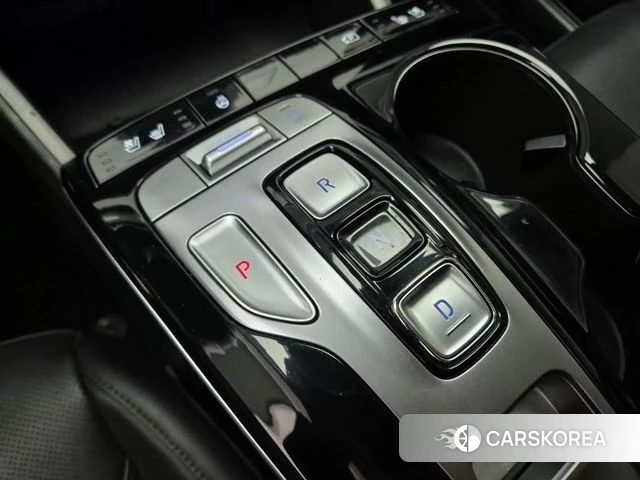 Hyundai Tucson (NX4) 2022 Серебристо-серый из Кореи, фото 4