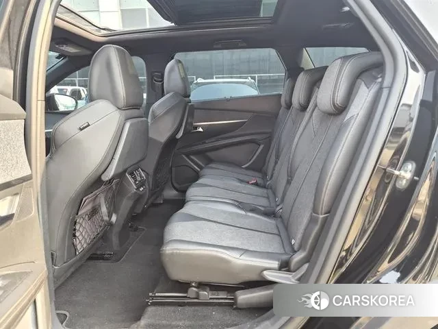 Peugeot 5008 second generation 2019 Черный из Кореи, фото 4