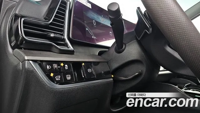 Kia Sportage 5th Generation Hybrid 2024 Белый из Кореи, фото 4