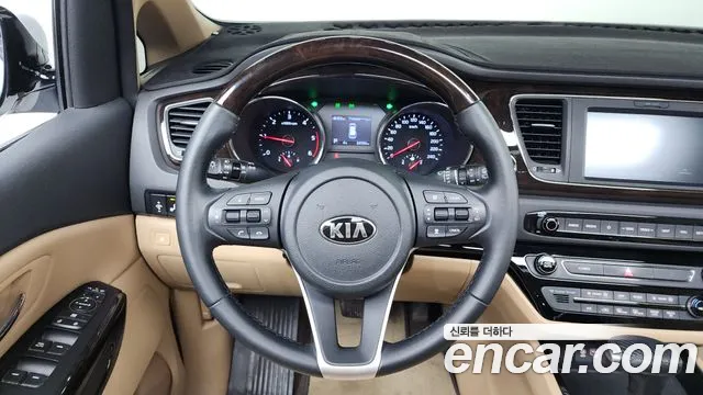 Kia The New Carnival id 2446744 из Кореи 4