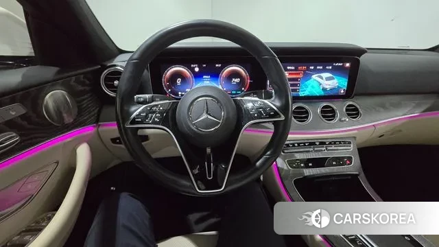 Mercedes-Benz E-Class W213 2022 Белый из Кореи, фото 4