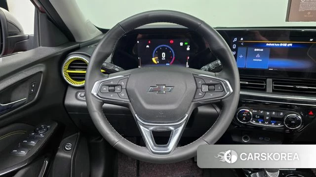 Chevrolet (GM Daewoo) Trax Crossover 2023 Красный из Кореи, фото 4