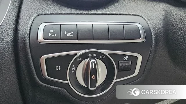 Mercedes-Benz C-Class W205 2018 Белый из Кореи, фото 4