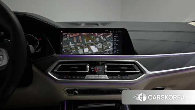 BMW X7 (G07) 2022 Белый из Кореи, фото 4