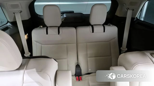 Ford Explorer 6th Generation 2022 Серый из Кореи, фото 4