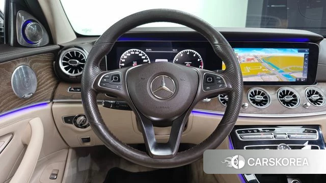 Mercedes-Benz E-Class W213 2018 Черный из Кореи, фото 4