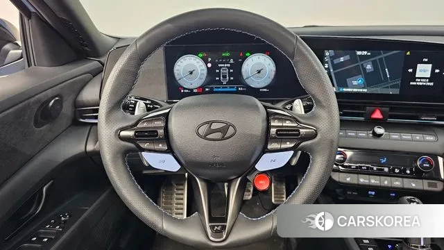 Hyundai The New Avante (CN7) 2024 Светло-серебряный цвет из Кореи, фото 4