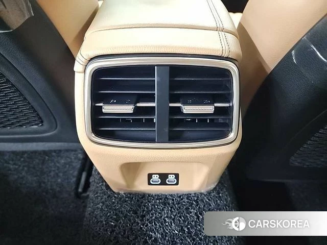 Genesis The New G70 2025 Белый из Кореи, фото 4