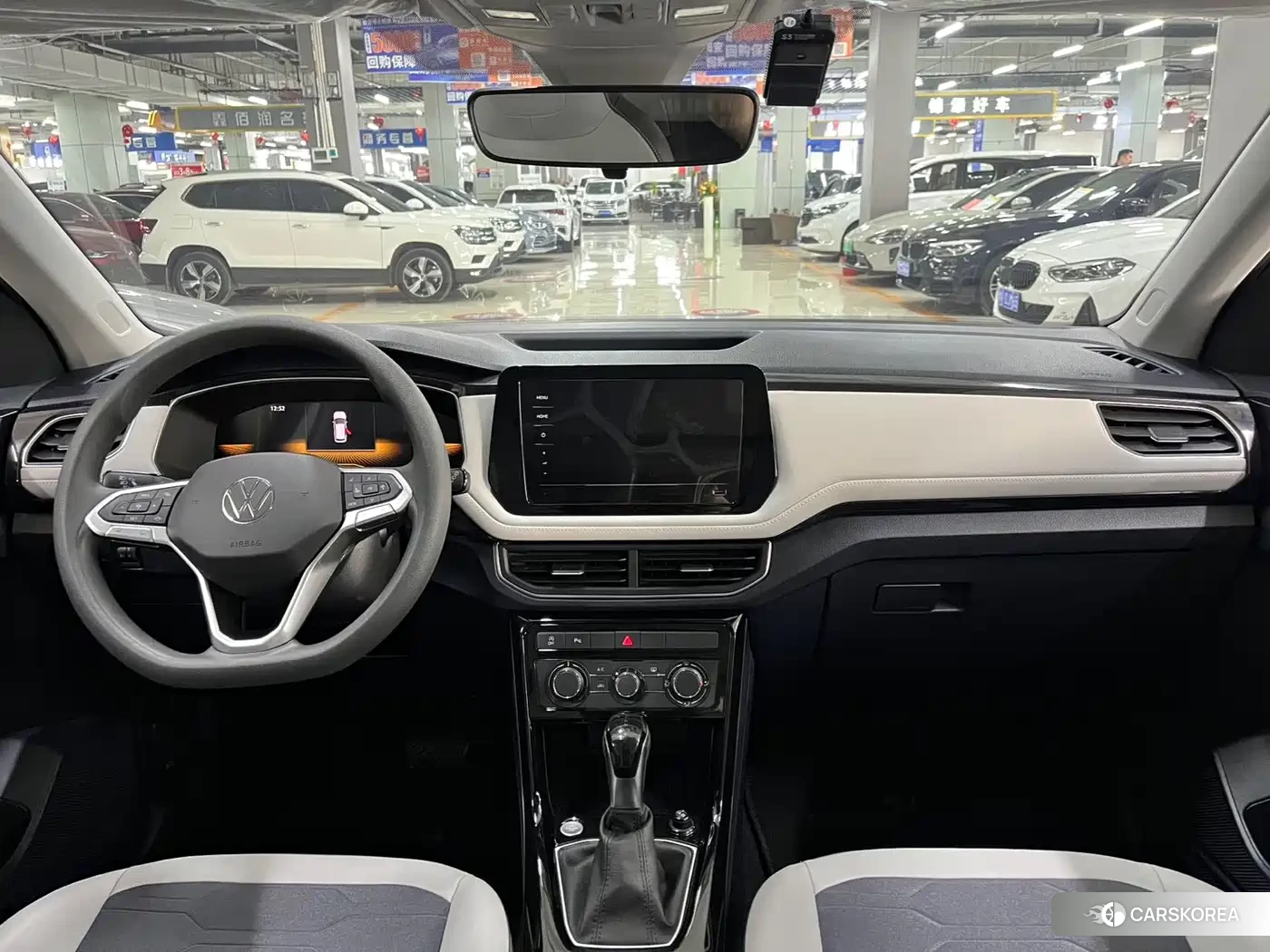 Volkswagen Tharu 2025 Белый из Китая, фото 4