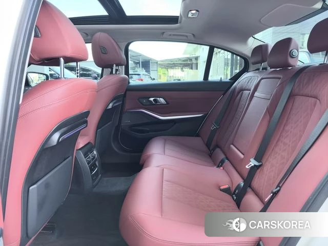 BMW 3 series 2022 Белый из Китая, фото 4