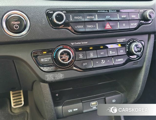 Kia Niro EV 2018 Серебряный из Кореи, фото 4