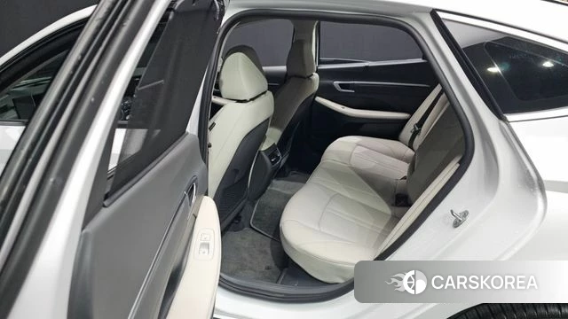 Hyundai Sonata D Edge Hybrid (DN8) 2026 Белый из Кореи, фото 4